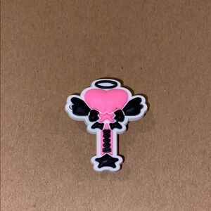 🐊6/$12🐊 Pink and Black Heart Croc Charm